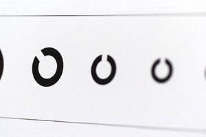 手元を重視した多焦点眼内レンズ