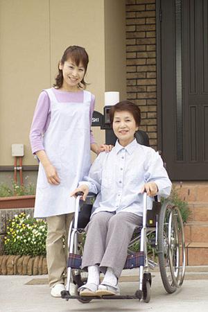 東大阪の「とよた歯科クリニック」でインプラント治療