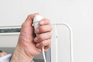 東京駅近くの歯周病治療が得意な歯科